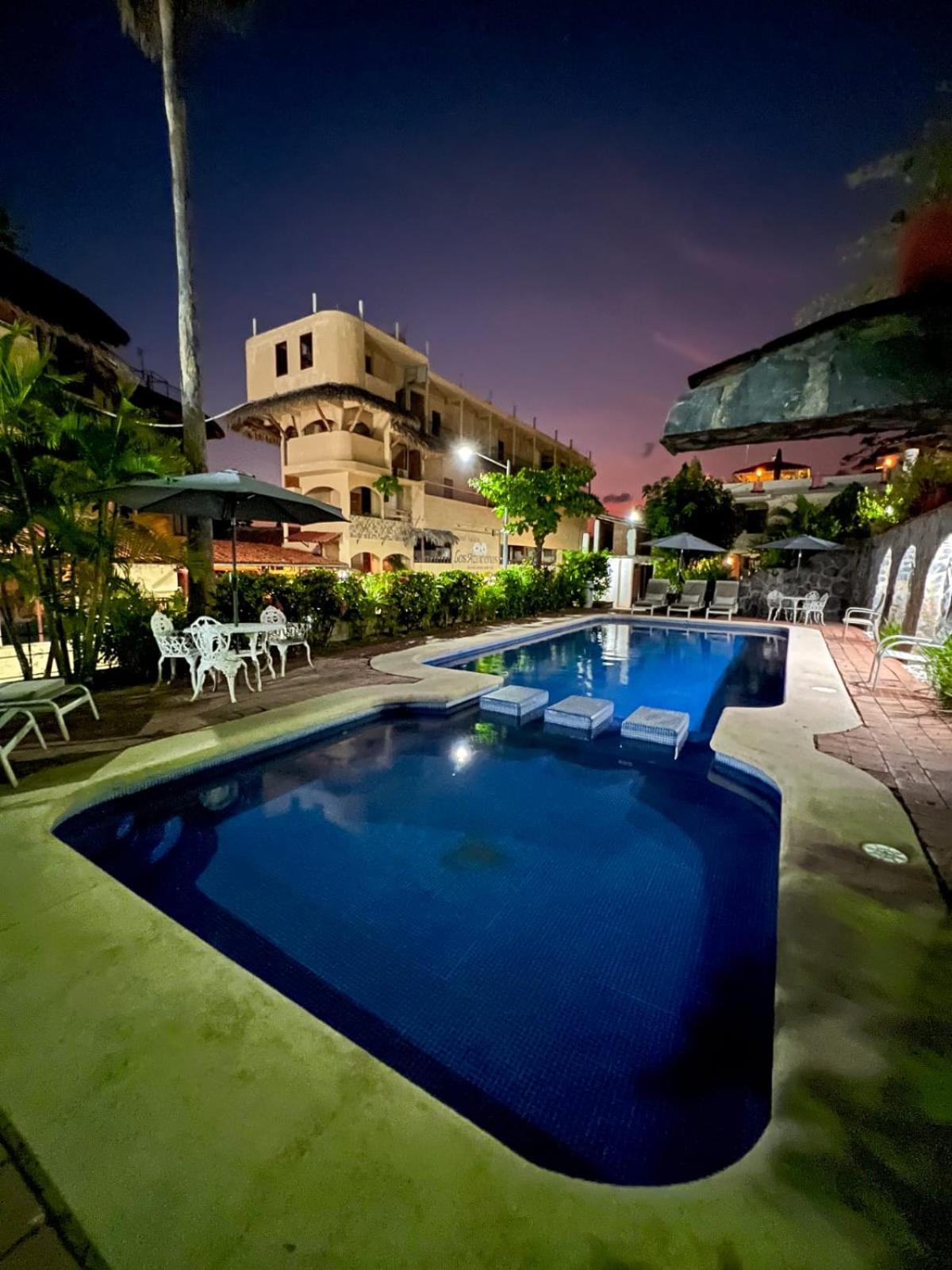 Hotel Villas Ema Zihuatanejo Ngoại thất bức ảnh